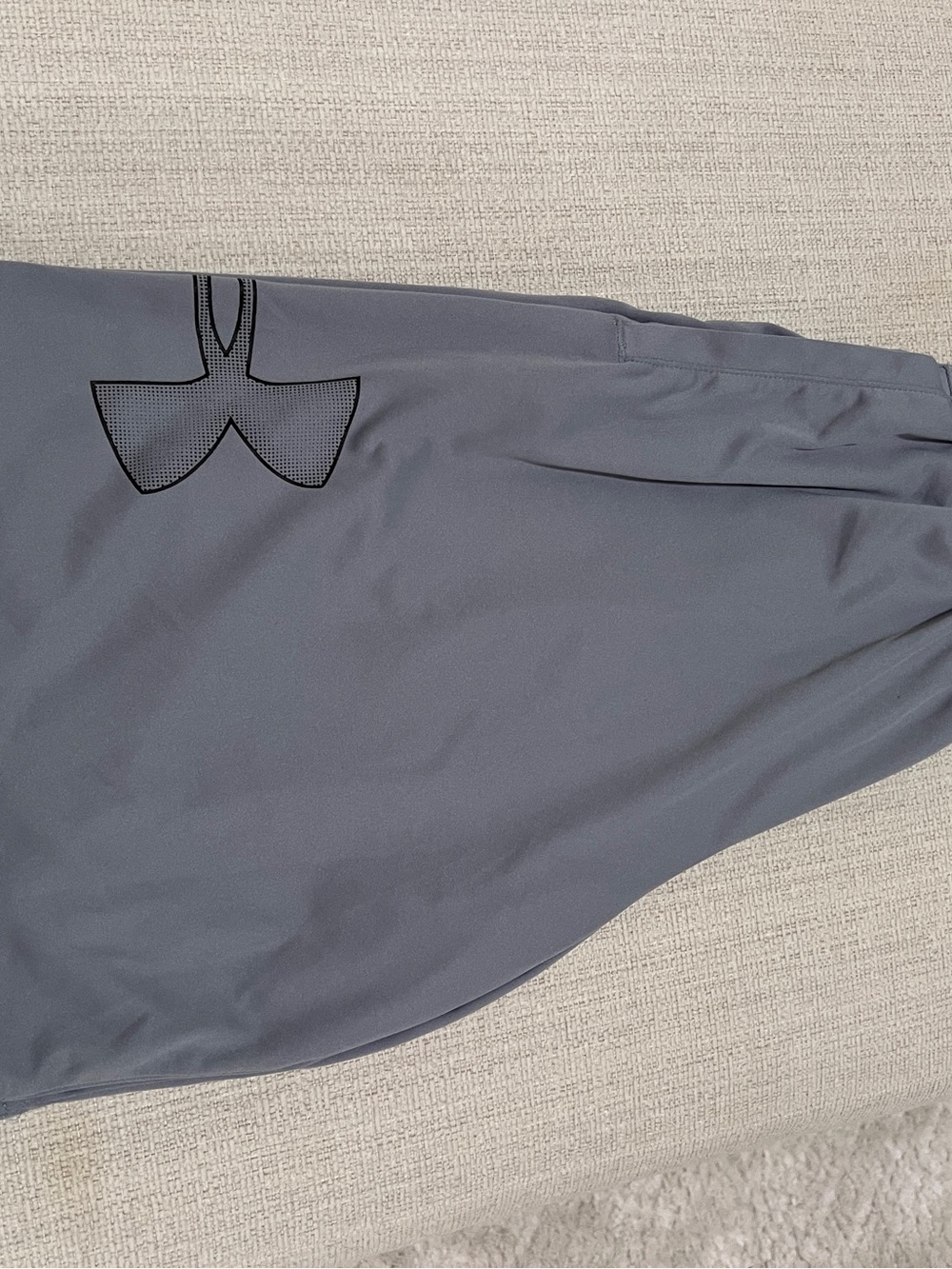 Bundle of 2-Under Armour Men's Athletic Shorts — Olive Green & Gray Size Medium - Picture 5 of 7